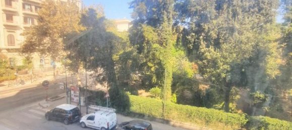 6 rooms Apartment in Palermo, Italy No. 15572 7