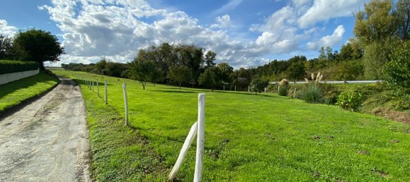 3 bedrooms Castles in Candes-Saint-Martin, France No. 155261 4