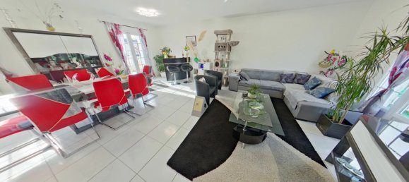 3 bedrooms Castles in Candes-Saint-Martin, France No. 155261 14