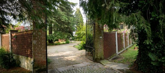 10 bedrooms Villa in Lanzo Torinese, Italy No. 363573 7