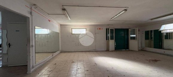 Studio in Torre del Greco, Italy, Nr. 33935 11