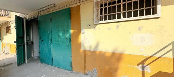 Studio in Torre del Greco, Italy, Nr. 33935 5