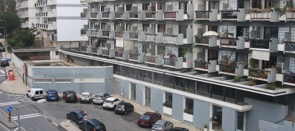 291m² Warehouse in Cascais, Portugal No. 73534 2