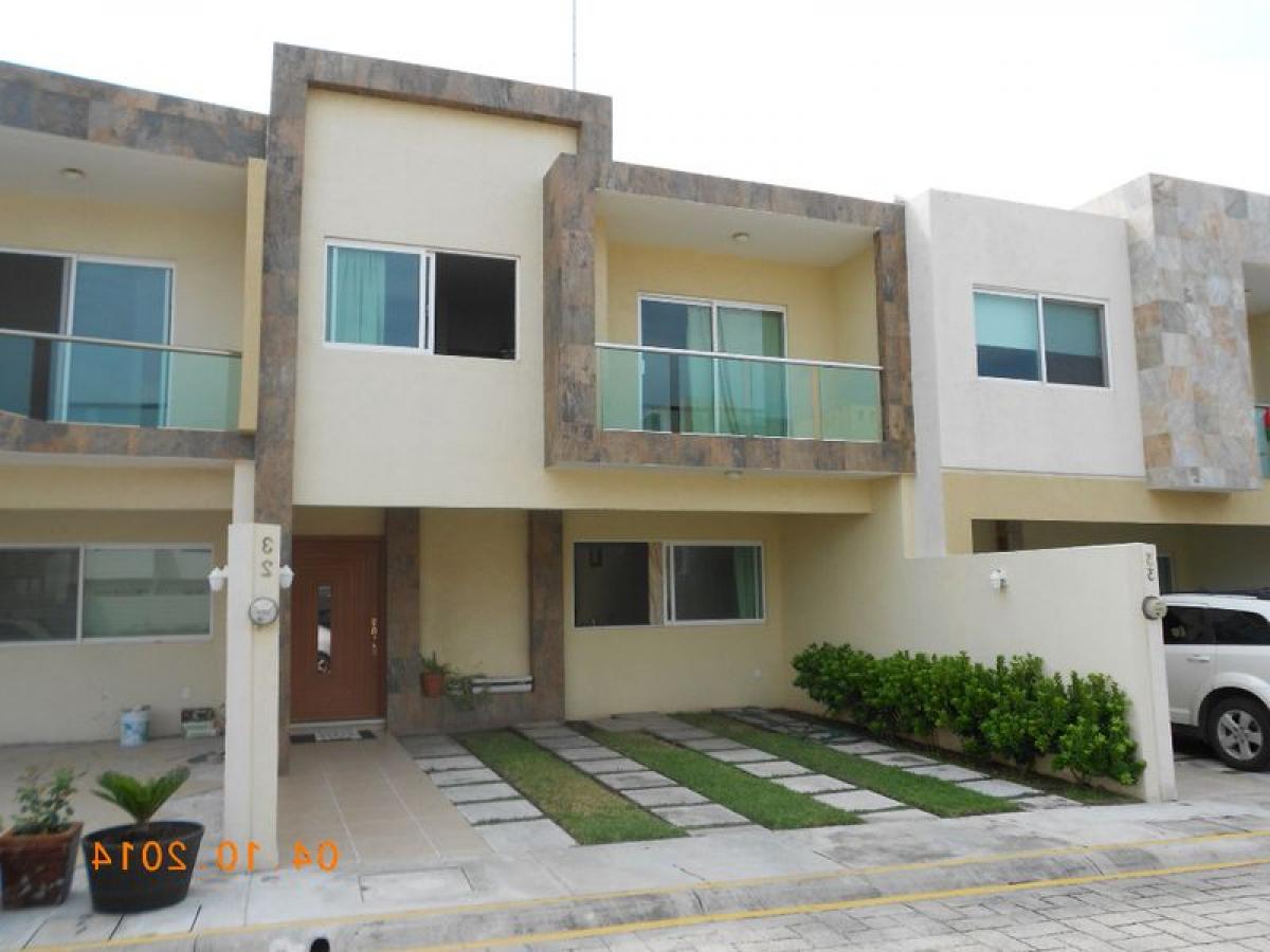 Casa de 3 dormitorios en Veracruz, Mexico No. 221013