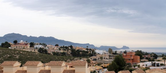 4 bedrooms Villa in La Nucia, Spain No. 4335 5