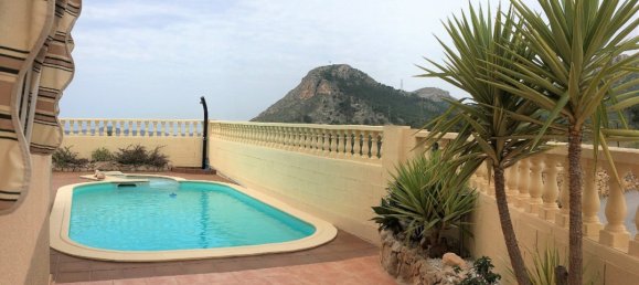 4 bedrooms Villa in La Nucia, Spain No. 4335 9