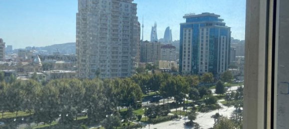 Квартира с 2 спальнями в Насиминский район, Азербайджан № 2281 3