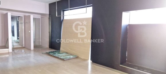 95m² Commercial property in Ragusa, Italy No. 65987 6