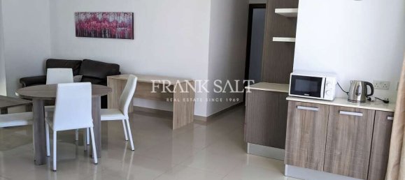 1 bedroom Penthouse in Sliema, Malta No. 4910 2