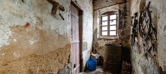 6 bedrooms House in Vilarinho do Bairro, Portugal No. 29991 29