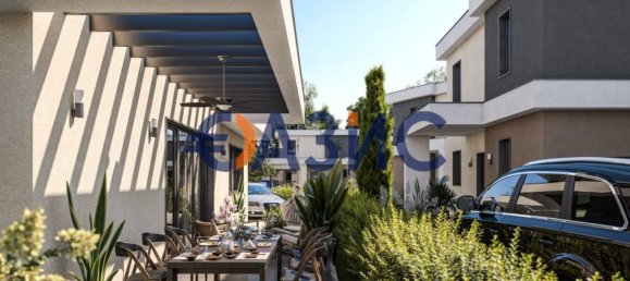 4 bedrooms House in Pomorie, Bulgaria No. 961 4