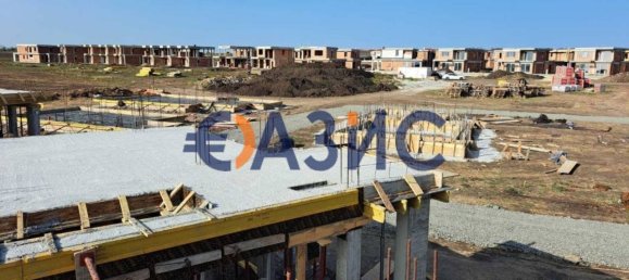 4 bedrooms House in Pomorie, Bulgaria No. 961 16