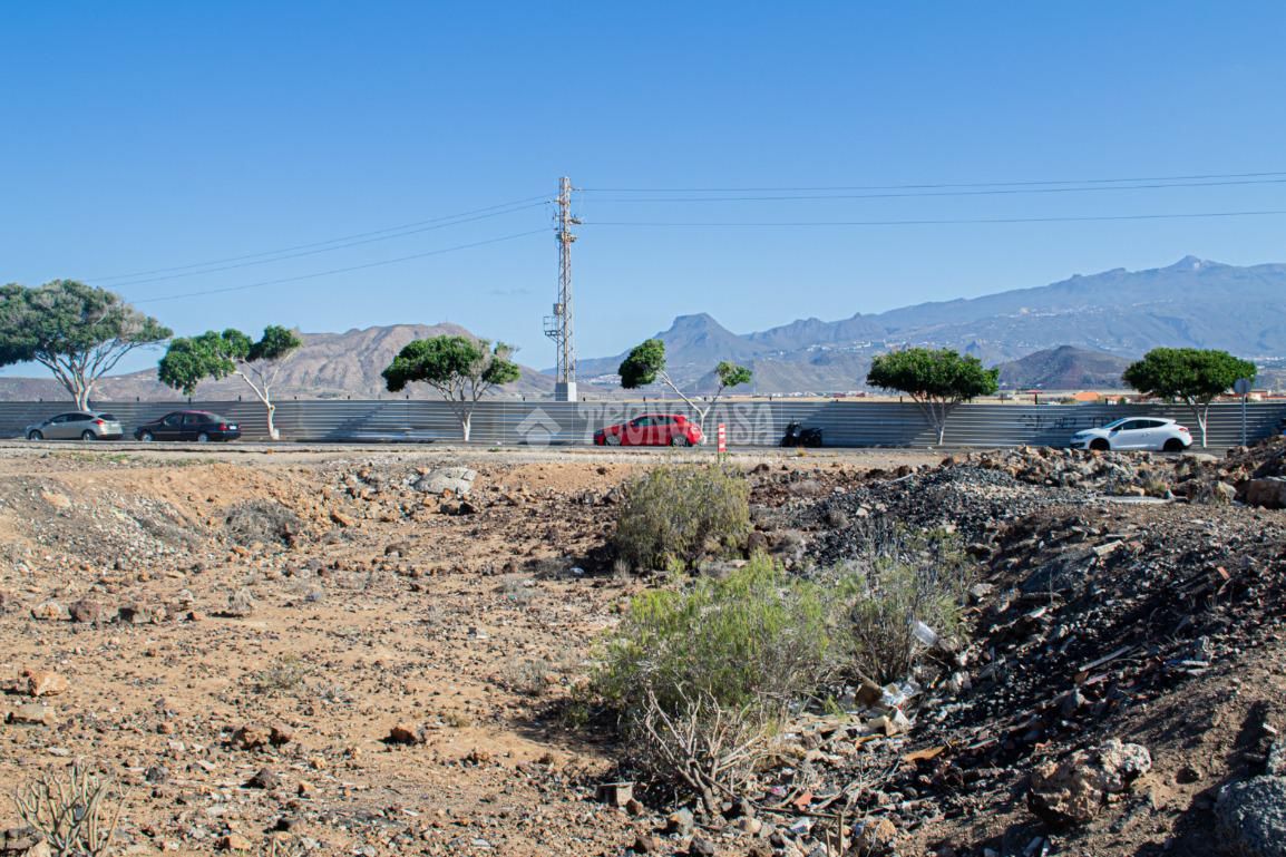 Grundstück in Arona, Spain 127m², Nr. 251782