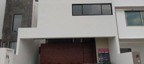 3 Schlafzimmer Haus in El Marques, Mexico, Nr. 180196 2