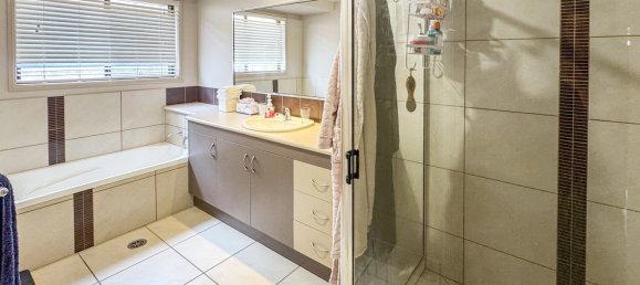 4 bedrooms House in Kingaroy, Australia No. 108 16