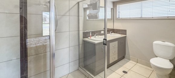 4 bedrooms House in Kingaroy, Australia No. 108 9