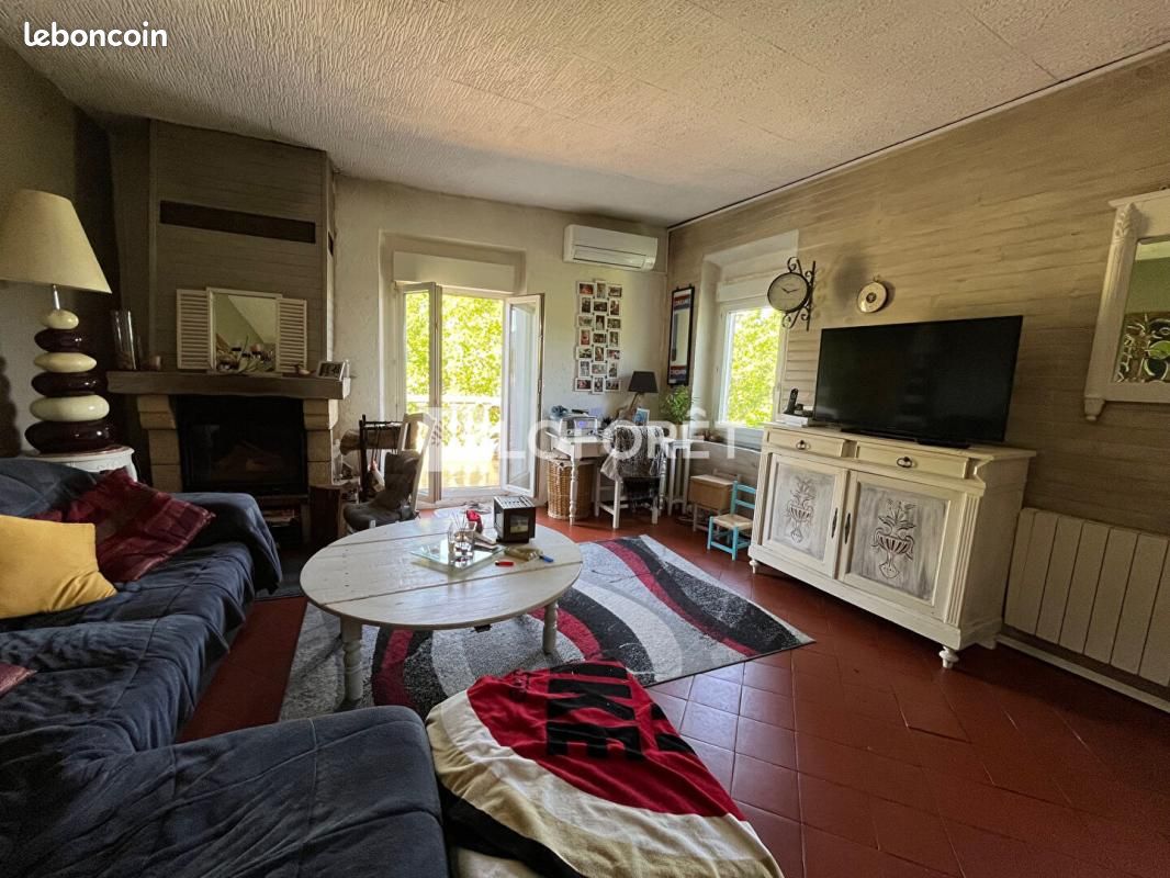 2 bedrooms Apartment in Pyrenees-Orientales, France No. 289128