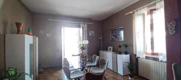 5 bedrooms Apartment in Empoli, Italy No. 348018 8