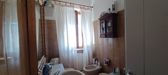 5 bedrooms Apartment in Empoli, Italy No. 348018 18