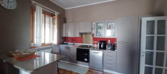 5 bedrooms Apartment in Empoli, Italy No. 348018 6