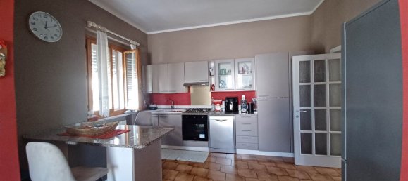 5 bedrooms Apartment in Empoli, Italy No. 348018 5