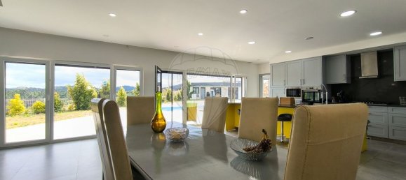 4 غرف نوم منزل في Loures, Portugal رقم 178233 40