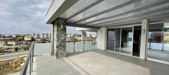 3 bedrooms Villa in Limassol, Cyprus No. 12933 2