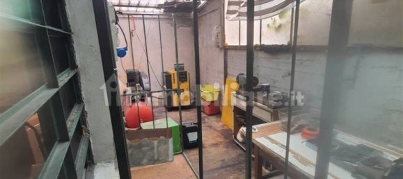 2 rooms Commercial property in Agliana, Italy No. 117057 3