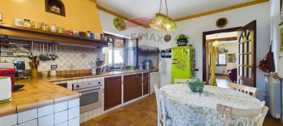 5 rooms Villa in Formello, Italy No. 202200 10