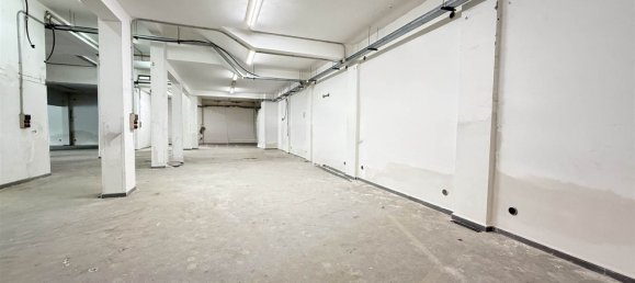 550m² Warehouse in Catania, Italy No. 343050 3