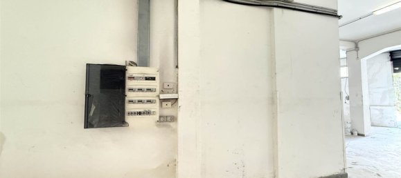 550m² Warehouse in Catania, Italy No. 343050 7