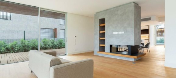 4 bedrooms Villa in Cascais, Portugal No. 122571 2