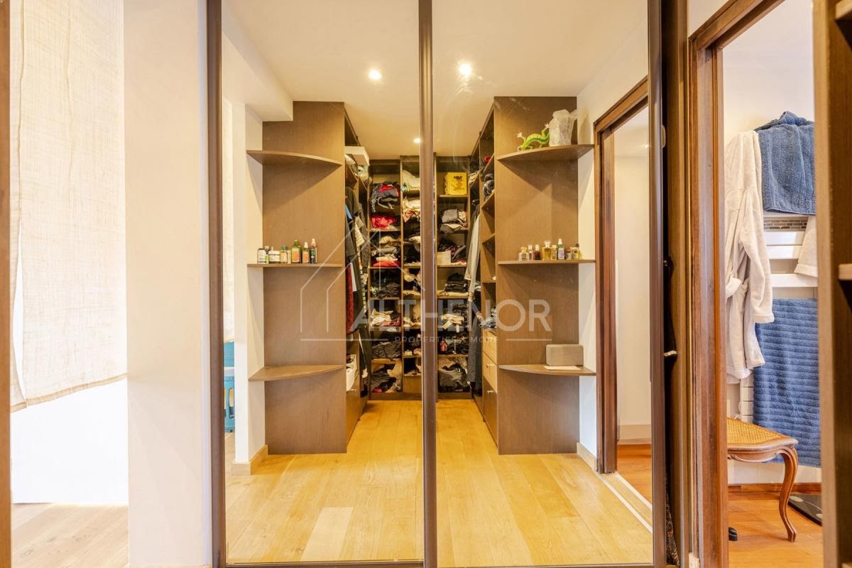 Terreno de 5 dormitorios en Chessenaz, France No. 160656