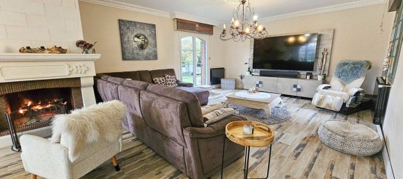 3 bedrooms House in Aubry-du-Hainaut, France No. 158411 5