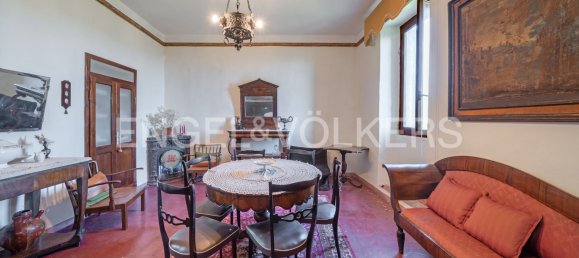 Edificio de 8 dormitorios en Gualdo Cattaneo, Italy No. 129186 2