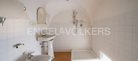 Edificio de 8 dormitorios en Gualdo Cattaneo, Italy No. 129186 19