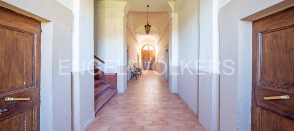 Edificio de 8 dormitorios en Gualdo Cattaneo, Italy No. 129186 11