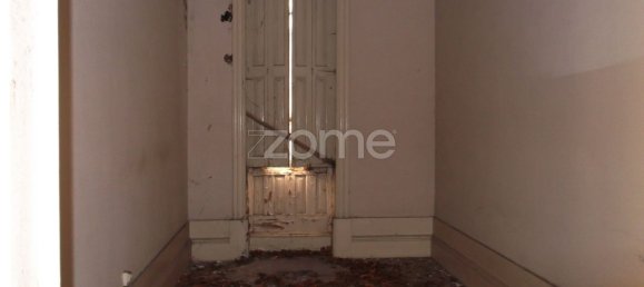 7 bedrooms House in Oliveira de Azemeis, Portugal No. 84939 35