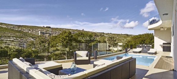 Apartamento T3 em Xlendi, Malta N.º 5514 24