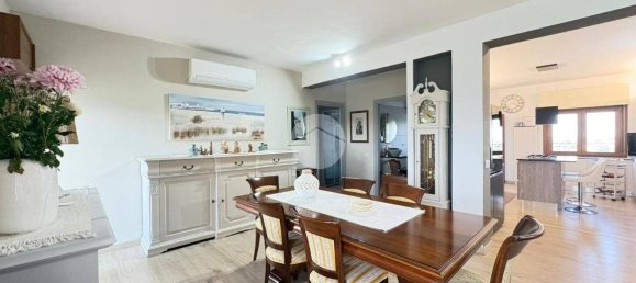 3 Schlafzimmer Wohnung in Rome, Italy, Nr. 370179 7