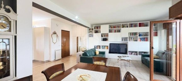 3 Schlafzimmer Wohnung in Rome, Italy, Nr. 370179 2