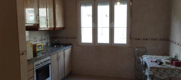 Apartamento de 2 dormitorios en Mieres, Spain No. 177470 6