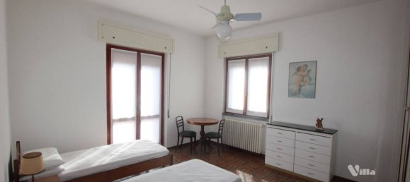 2 Schlafzimmer Villa in Valmadrera, Italy, Nr. 377045 10
