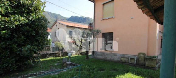 2 Schlafzimmer Villa in Valmadrera, Italy, Nr. 377045 21