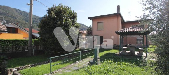 2 Schlafzimmer Villa in Valmadrera, Italy, Nr. 377045 18