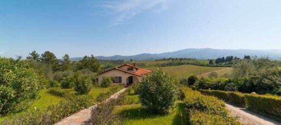 7 rooms Villa in Rignano sull'Arno, Italy No. 45376 2