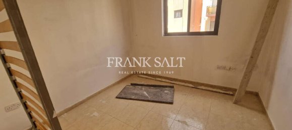 Квартира с 3 спальнями в Сан-Пауль-иль-Бахар, Мальта № 2426 4