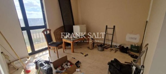 Квартира с 3 спальнями в Сан-Пауль-иль-Бахар, Мальта № 2426 2