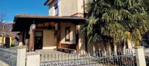 Дом с 8 комнатами в Витторио Венето, Италия № 59025 17