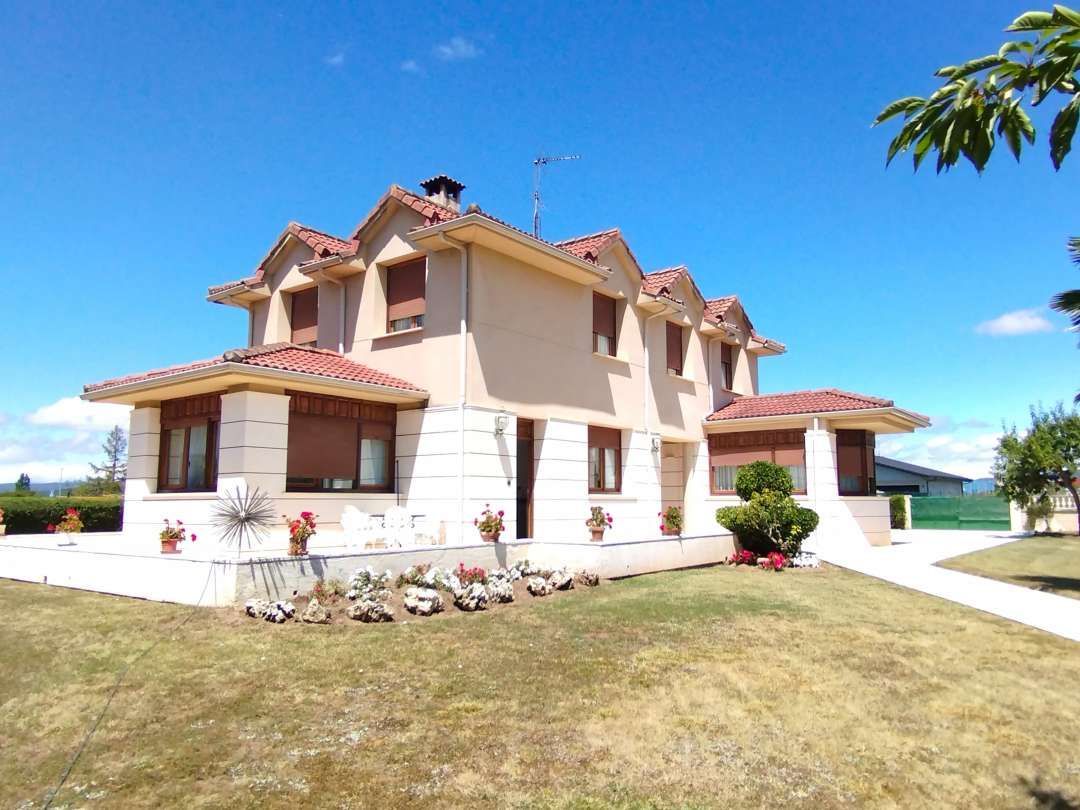 4 chambres Maison à Medina de Pomar, Spain No. 107644